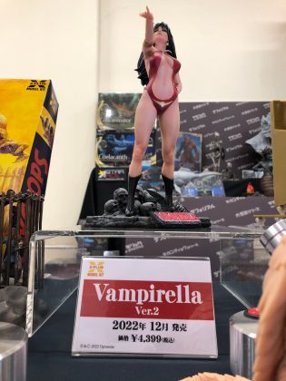 X-Plus Vampirella Version 2